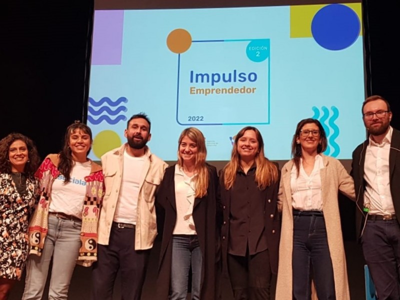 1_todos_en_el_escenario